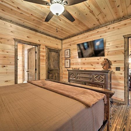 Broken Bow Cabin Deck With Hot Tub And Pool Table! Dış mekan fotoğraf