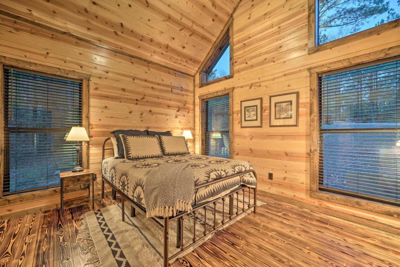Broken Bow Cabin Deck With Hot Tub And Pool Table! Dış mekan fotoğraf