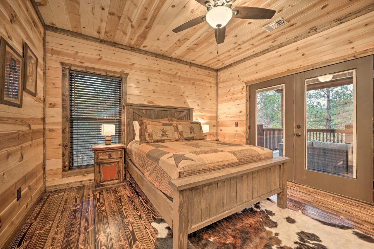 Broken Bow Cabin Deck With Hot Tub And Pool Table! Dış mekan fotoğraf